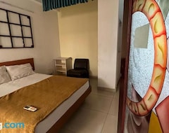 Hotel Meera Stays (Coimbatore, India)