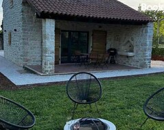 Koko talo/asunto Villa Ondina (Brtonigla, Kroatia)