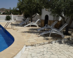 Koko talo/asunto Luxurious, Spacious Home With Private Pool And Gardens (Cantoria, Espanja)
