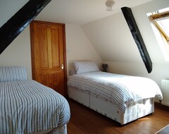 Tüm Ev/Apart Daire 2 Bedroom Cottage On Holy Island With Spacious Walled Garden And Sea Views (Holy Island, Birleşik Krallık)