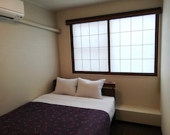 Nhà nghỉ Public Shintatemachi - Hostel (Kanazawa, Nhật Bản)