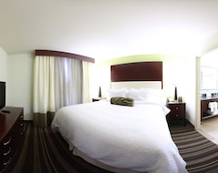 Khách sạn Embassy Suites by Hilton Savannah Airport (Savannah, Hoa Kỳ)
