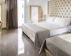 Khách sạn Hotel Ambassador (Rimini, Ý)