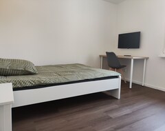 Tüm Ev/Apart Daire Two Bedroom Apartment (Pforzheim, Almanya)