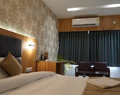 Oyo 45512 Hotel Satkar (Kangar, Indien)