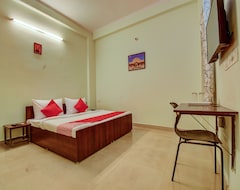 Hotel OYO 17071 Uma Kutir (Jaipur, India)