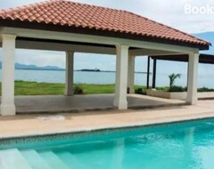 Tüm Ev/Apart Daire Impeccable 2-br Apartment-ornella Villa At Bayfront Villa (Portmore, Jamaika)