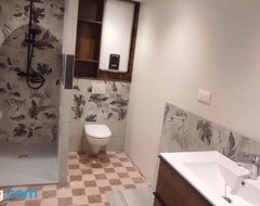 Cijela kuća/apartman Le Gite Du Lynx Avec Piscine Et Spa (Saint-Didier, Francuska)