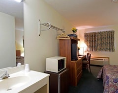Hotel Americas Best Value Inn Columbus (Columbus, USA)