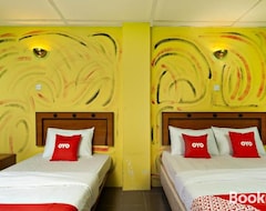 Khách sạn Oyo 90929 Dj Hotel (Lumut, Malaysia)