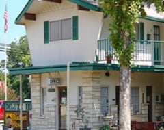 Khách sạn Budget Host Deluxe Inn Fredericksburg (Fredericksburg, Hoa Kỳ)