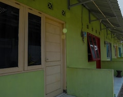 Khách sạn Spot On 93382 Gajayana Guest House Syariah (Malang, Indonesia)