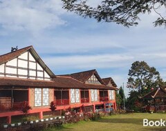 Khách sạn Villa Oriental Curug Nangka (Bandung, Indonesia)