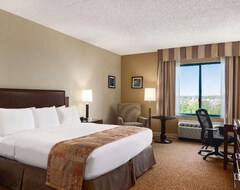 Khách sạn Delta Hotels By Marriott Toledo (Toledo, Hoa Kỳ)