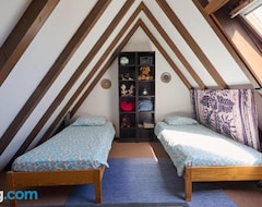 Cijela kuća/apartman Le Tonneau Bleu - Appt Avec Piscine Partagee (Lembach, Francuska)