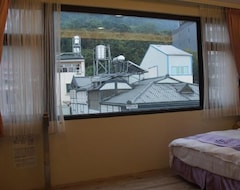 Bed & Breakfast Lake In Mountain B&B (Nantou City, Taiwan)