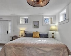 Casa/apartamento entero Marr Manor - Studio Bnb With Private Bath Downtown (Weston, EE. UU.)
