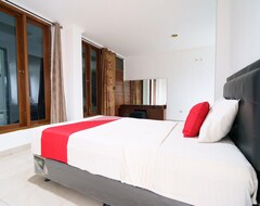Hotel Oyo 92252 Wisma Rina Rini Cibiru Managed By Hss Group (West Bandung, Indonezija)