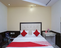 Hotelli OYO 8391 Hotel Sanjog Resort (Kota, Intia)