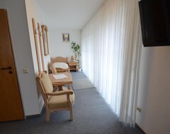 Otel Haus Lenze (Menden, Almanya)