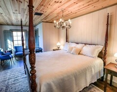 Hotel Eliza Trent Swoope Suite In A Beautifully Restored Circa 1795 Log Cabin (Staunton, USA)