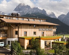 Khách sạn Berghotel (Sexten, Ý)