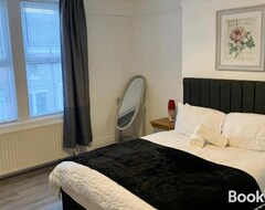 Cijela kuća/apartman Blossom Holiday Lets - 3 Bed Bensham Apartment (Gateshead, Ujedinjeno Kraljevstvo)