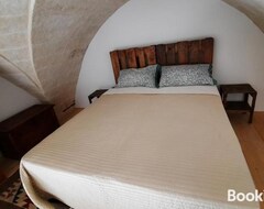 Bed & Breakfast B&b la vecchia corte (Copertino, Ý)