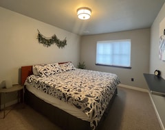 Cijela kuća/apartman Hot Tub / Forest / Mtb / No-step-entry / Addtl Living Space - Corvallis Escape (Corvallis, Sjedinjene Američke Države)