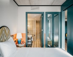 Hotel The July - Boat & Co (Amsterdam, Netherlands)
