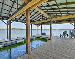 Entire House / Apartment Dreamy Lake Norman Cottage With Panoramic Views (Troutman, USA)