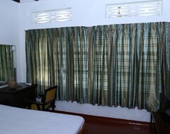 Khách sạn Aqua Lillies Kumarakom Homestay (Kumarakom, Ấn Độ)