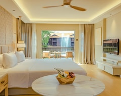 Hotelli Pelangi Beach Resort & Spa (Pantai Cenang, Malesia)