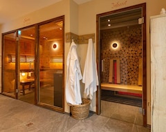 Premium Double Room With Terrace - Hotel Krone (Mondsee, Austria)