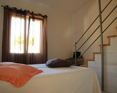 Cijela kuća/apartman Luminières Ii Villa, Private Pool, Up To 12 People (Les Salelles, Francuska)