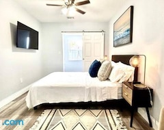 Hele huset/lejligheden Gorgeous & Convenient Apartment Near Airport (West Palm Beach, USA)