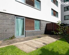 Koko talo/asunto Accessible 2 Bedrooms Flat + P (Southampton, Iso-Britannia)