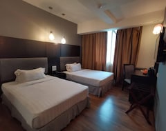 Khách sạn 2 Inn 1 Hotel & Spa (Sandakan, Malaysia)