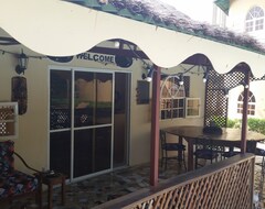 Otel Oasis Relax Lodge (Banjul, Gambiya)
