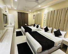 Hotel Frankstay -Le Benz Unit By Worth New Delhi (Delhi, India)