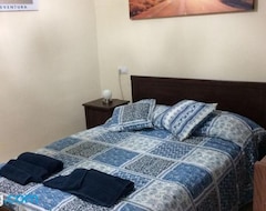 Pensión Bounty Bedroom (Puerto del Rosario, España)