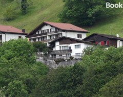Toàn bộ căn nhà/căn hộ Modern Apartment Near Forest In Mastrils (Landquart, Thụy Sỹ)