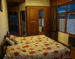 Khách sạn Our Place Himalayas (Manali, Ấn Độ)