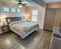 Entire House / Apartment Starfish Inn Holiday Home (Virginia Beach, USA)