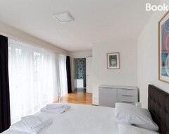 Hele huset/lejligheden Nice And Big 1 Bedroom Flat City Center/near Lake (dahlia8) (Zürich, Schweiz)