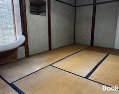 Nhà trọ Subomariminsutomiya (Oshima, Nhật Bản)