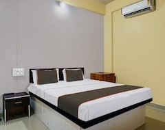Khách sạn Collection O Hotel Daulat Inn (Lonavala, Ấn Độ)