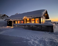 Cijela kuća/apartman Cozy And Welcoming Cottage With Beautiful Panoramic Views Over The Countryside. (Etnetal, Norveška)