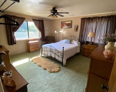 Casa/apartamento entero Hilltop Haven Villa With Pool (Squaw Valley, EE. UU.)