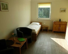 Hotel Room 4 - Pension Moment (Greifswald, Njemačka)